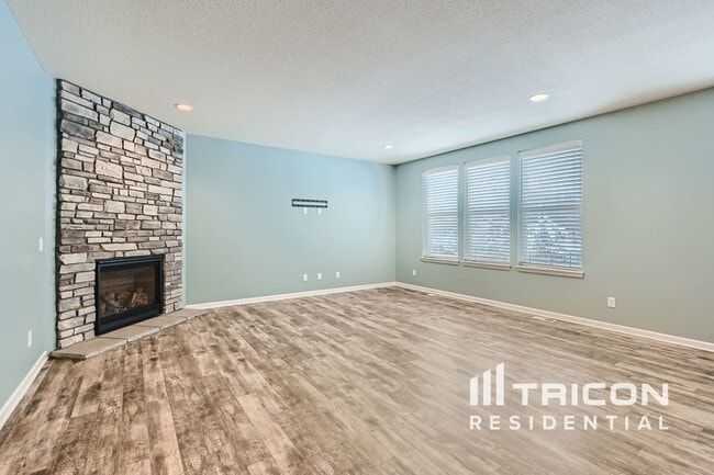 Building Photo - 5362 Sundial Ln