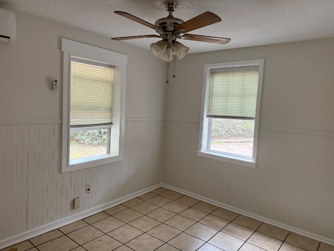 Building Photo - 2835 Cane Slash Rd