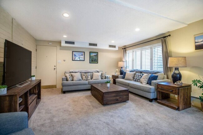 Foto del edificio - 1705 Captain Molly Dr