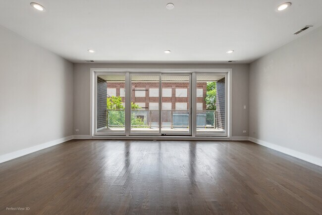Foto del edificio - 2740 W Chicago Ave