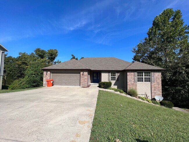 Building Photo - 5Br Basement Home