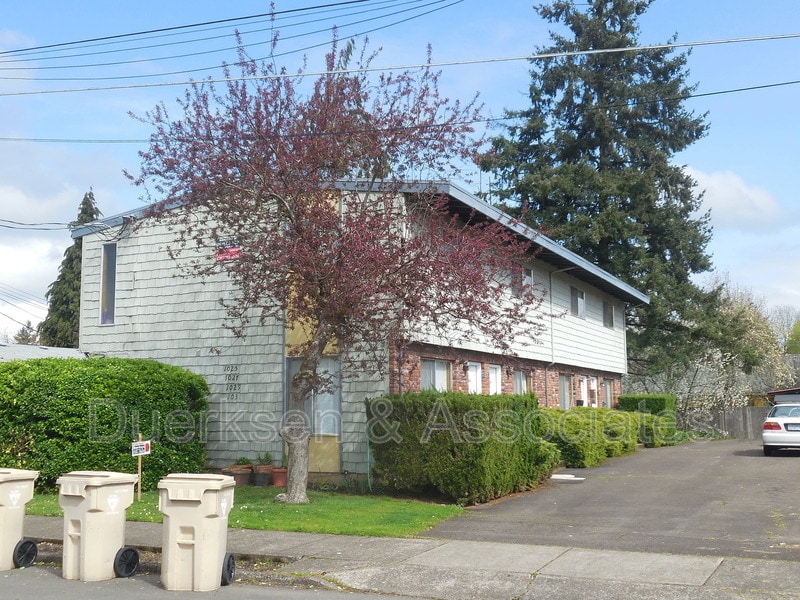 Primary Photo - 1029 NW 26th St