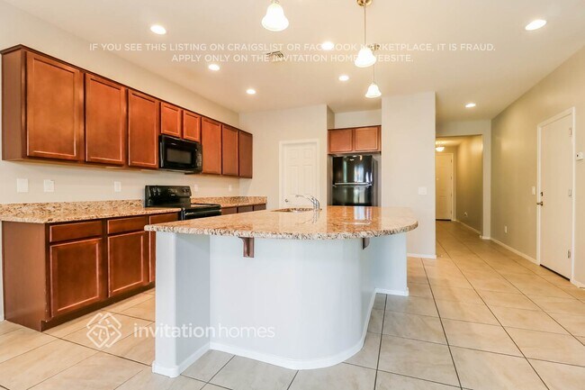 Foto del edificio - 10229 W Marguerite Ave