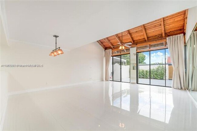 Foto del edificio - 13167 SW 11th Ln Cir