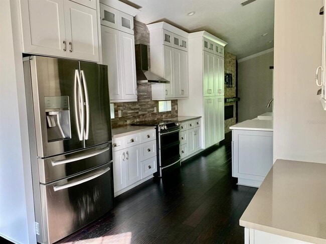 Building Photo - 7452 Sea Island Ln