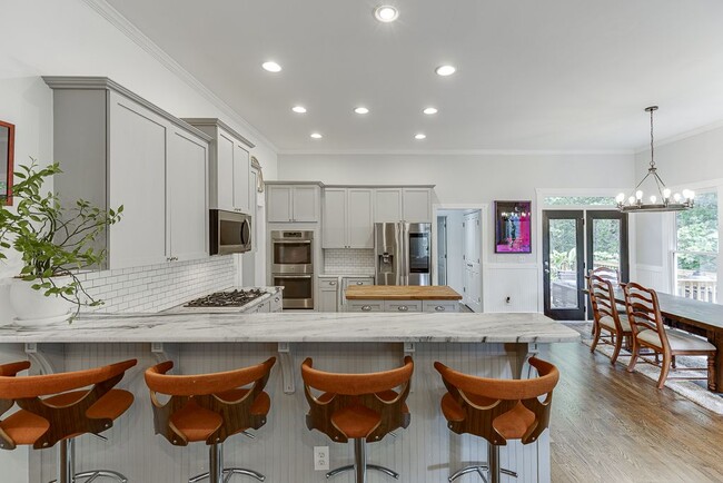Foto del edificio - 5979 Grand Loop Rd