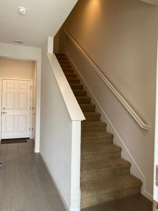 1139 White Peach Way, San Jose, CA 95133 Townhome Rentals in San Jose