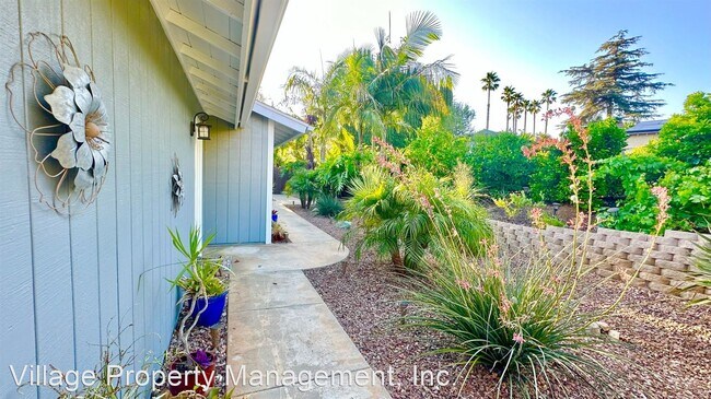 Foto del edificio - 2 br, 2 bath House - 942 North Main Ave
