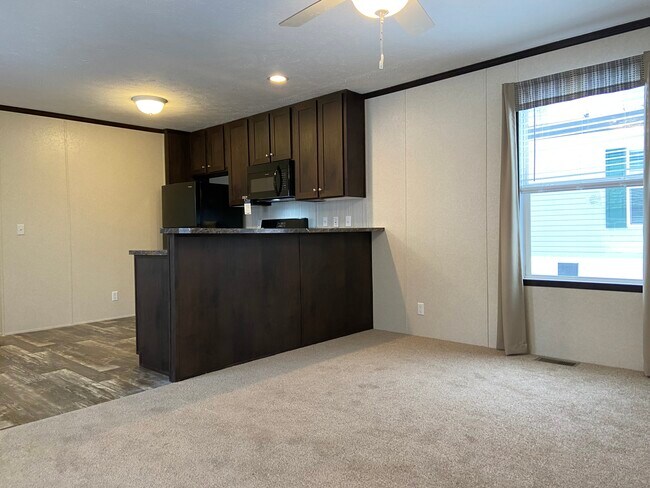 Foto del edificio - 195 Birch