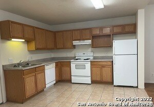 Building Photo - 5108 Anacacho St