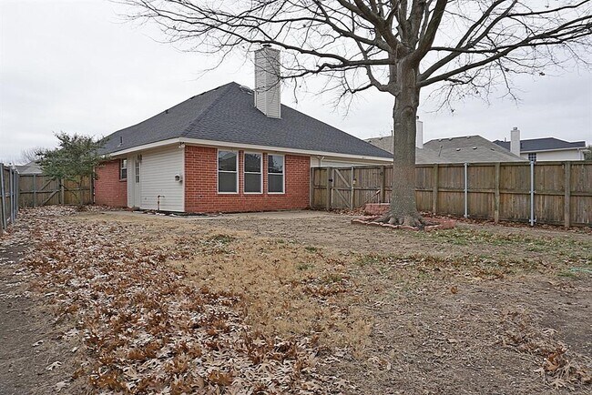 Building Photo - 3211 Weeping Willow Ct