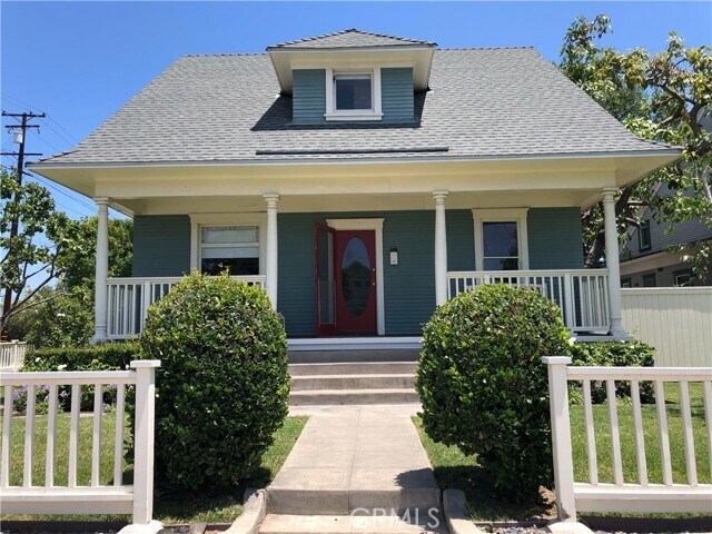 Primary Photo - 393 N Shaffer St