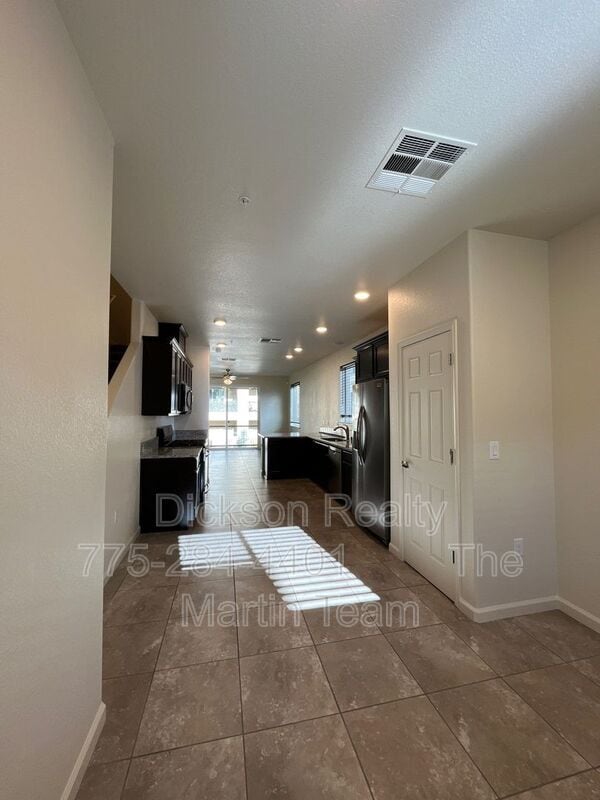 Building Photo - 3200 Sterling Ridge Cir