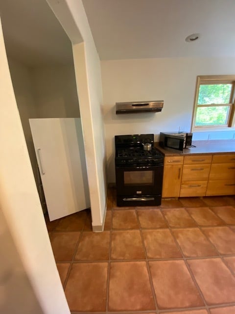 Building Photo - 20968 3rd St