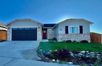 Building Photo - 358 Grullo Ln