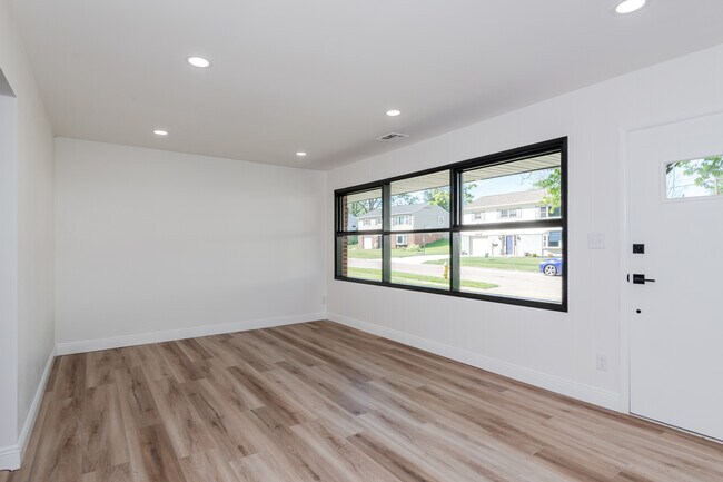 Foto del edificio - 2804 Blackhawk Rd