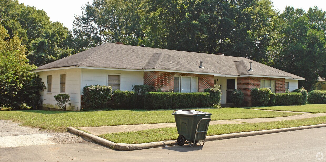 Building Photo - 26-28 Edgewood St