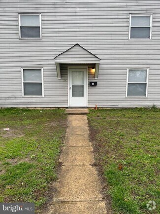 Building Photo - 11 Milstone Ct