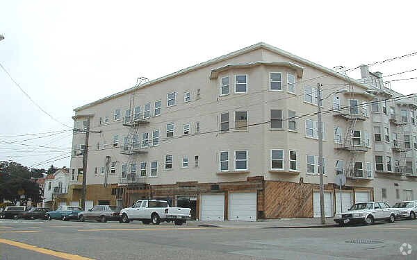 Foto del edificio - 801 28th Ave