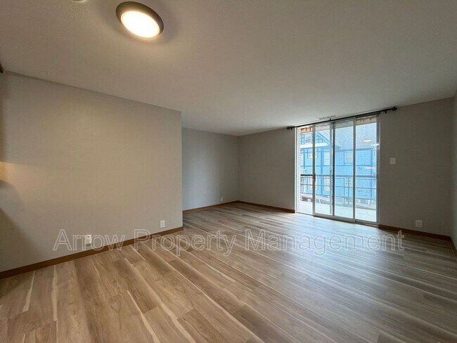 Building Photo - 2501 N Street-306