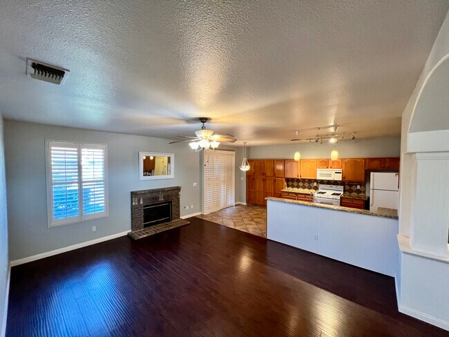 Kitchen - 796 W. Orange St