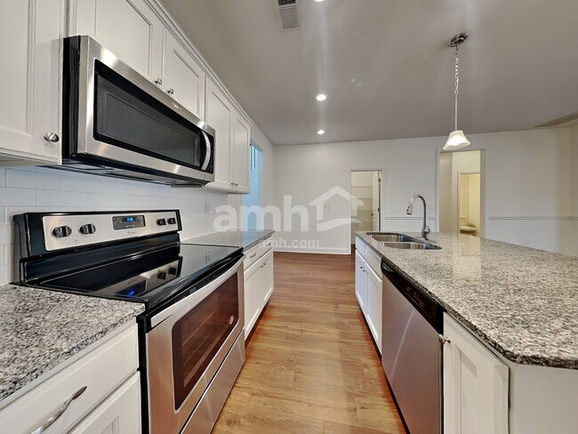 Building Photo - 3232 Grange Ct