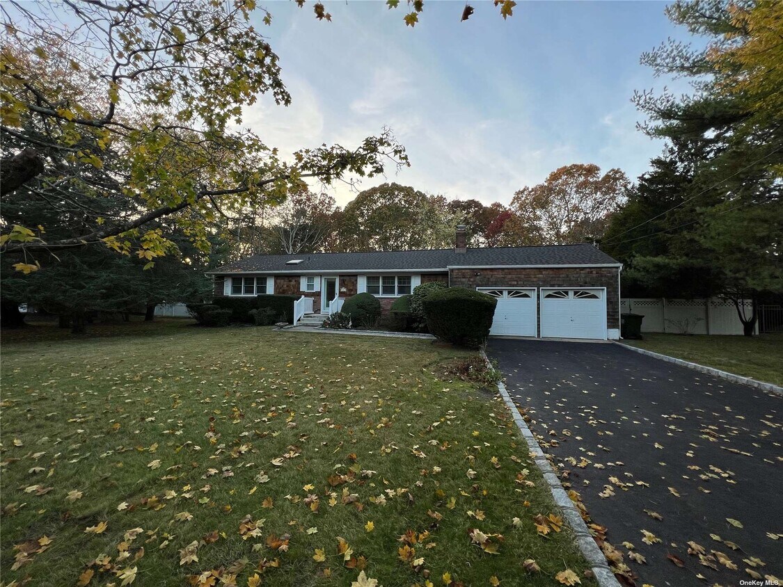 23 Nidzyn Ave, RemsenburgSpeonk, NY 11960 House Rental in RemsenburgSpeonk, NY