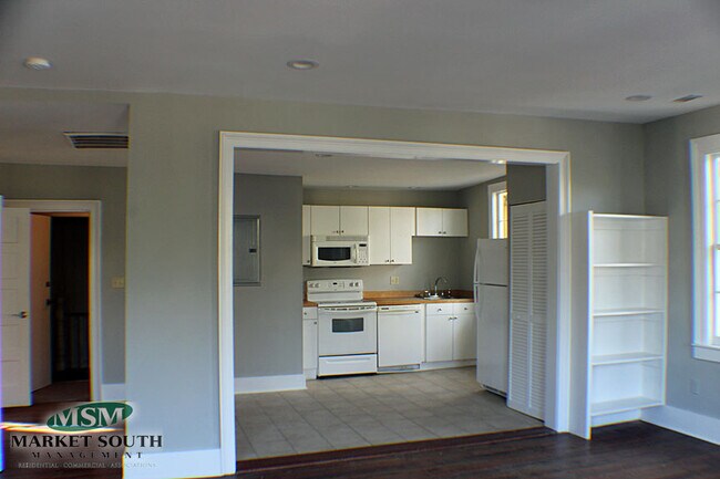 Foto del edificio - WALK TO FORSYTH!