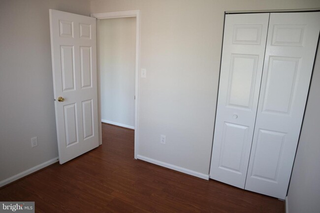 Building Photo - 10179 Shelldrake Cir