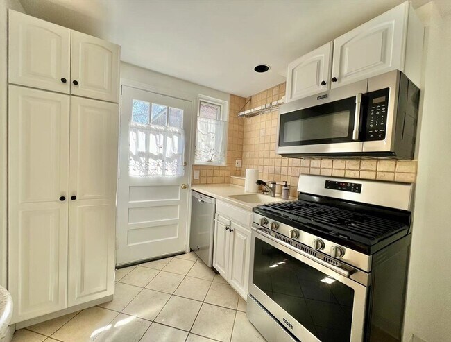 Foto del edificio - 92 Duff St