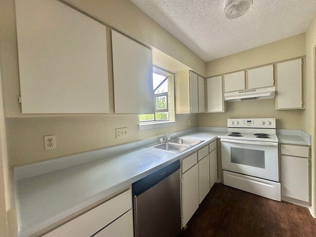 Foto del edificio - 1910 West Loop