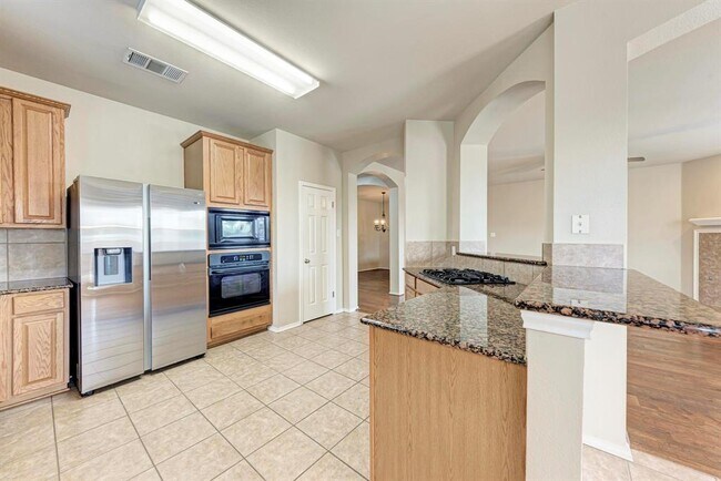 Foto del edificio - 11512 Shadow Creek Dr