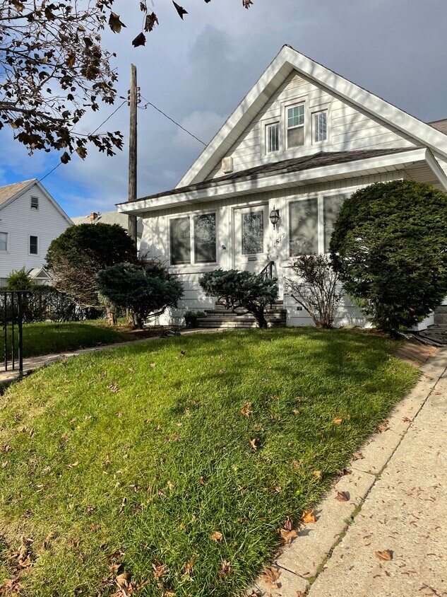 1513 Schuyler St, Schenectady, NY 12303 House Rental in Schenectady