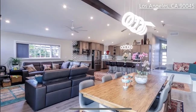 Building Photo - 5442 W 76th St