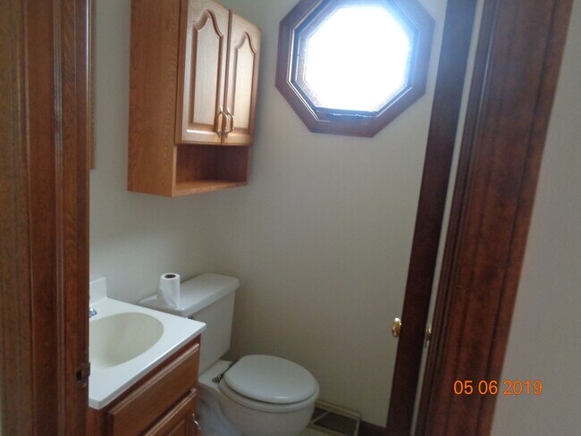 Foto del edificio - 1425 Como Park Blvd