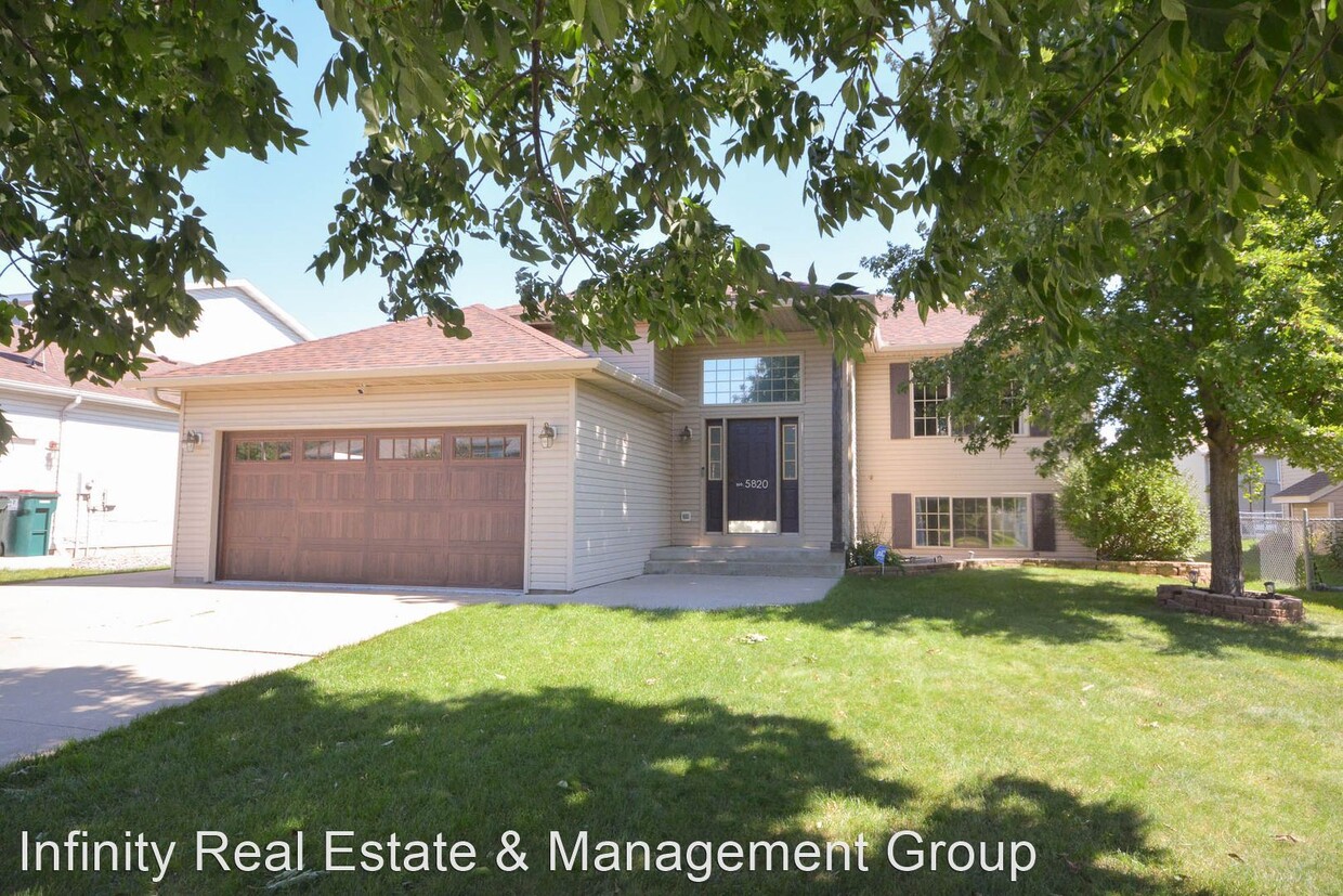 Primary Photo - 4 br, 2 bath House - 5820 49th Ave NW
