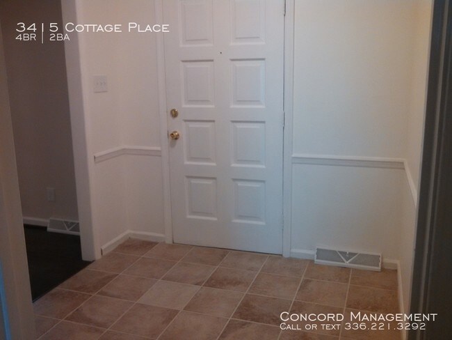 Foto del edificio - 3415 Cottage Pl