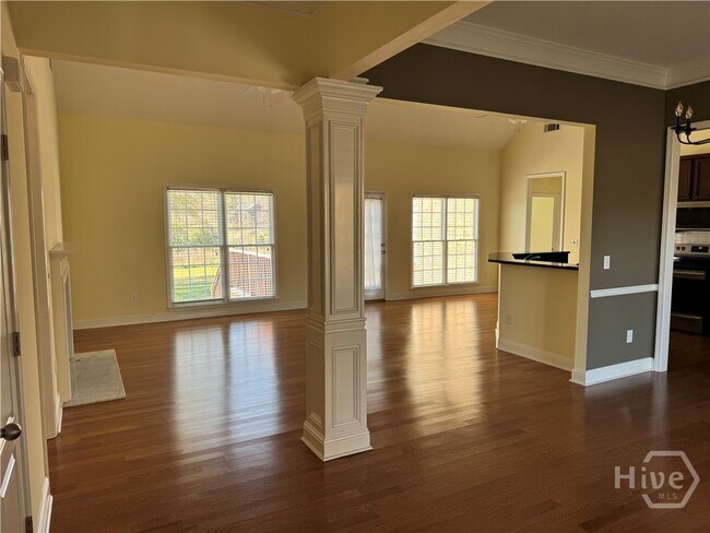 Foto del edificio - 1040 Willowynd Point