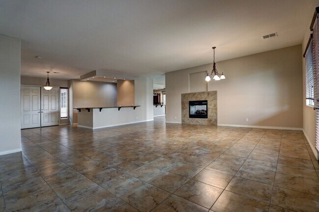 Foto del edificio - Lovely 4 bedroom home!