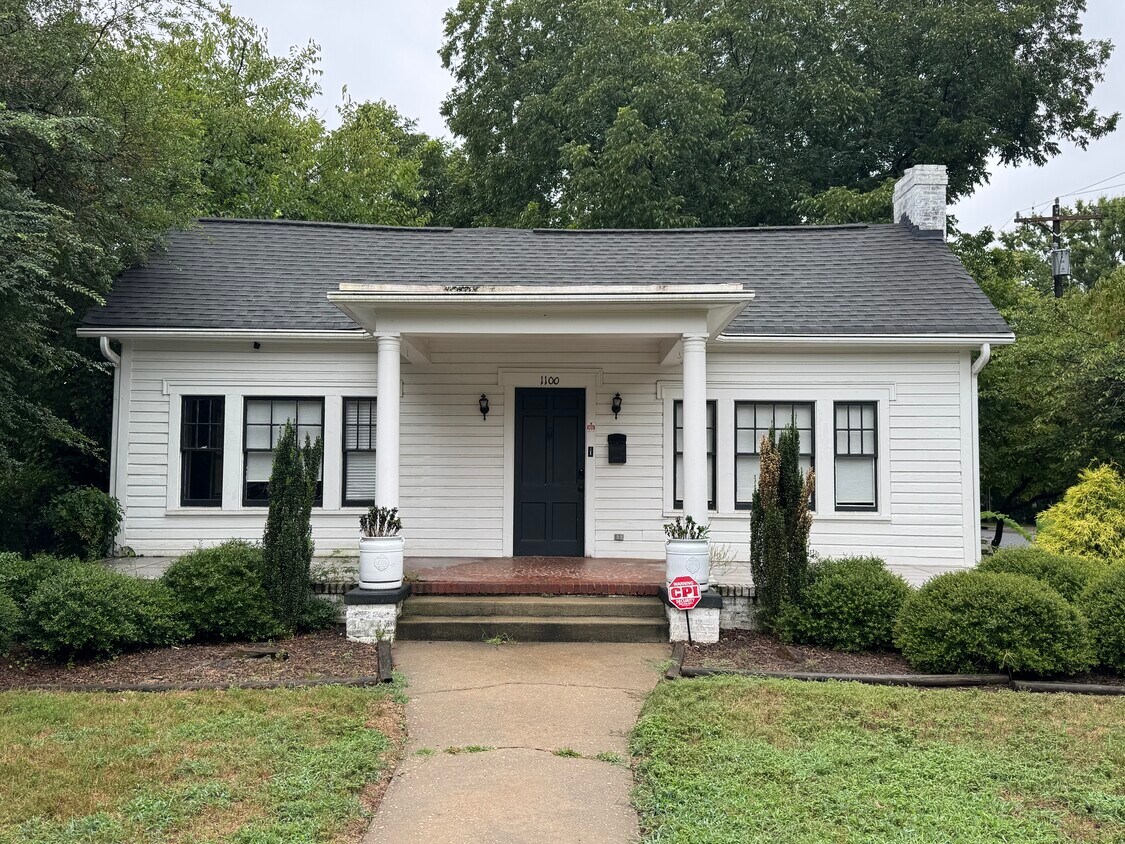 1100 Herrin Avenue - 1100 Herrin Ave