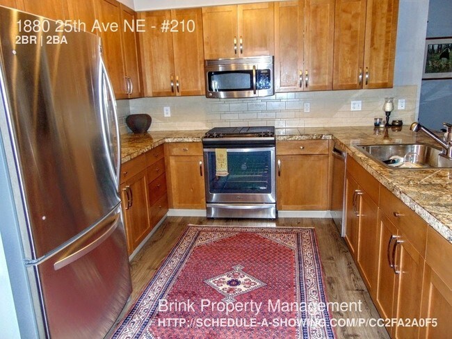 Foto del edificio - 1880 25th Ave NE