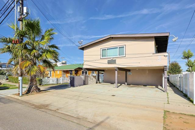 Building Photo - 2437 D St