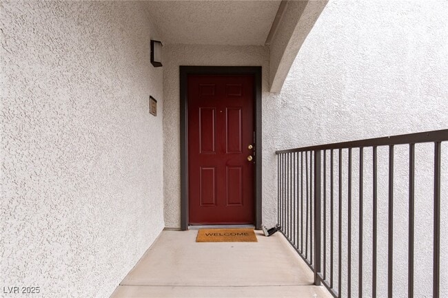 Foto del edificio - 950 Seven Hills Dr