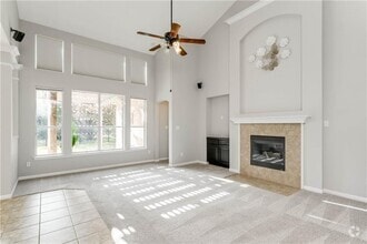 Building Photo - 321 Shea Dr