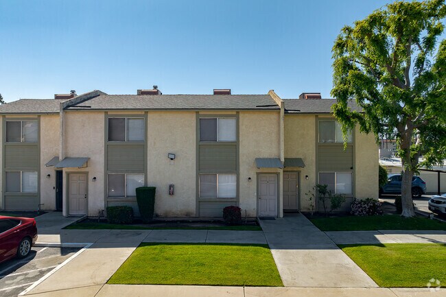 Foto del edificio - 3321 Chester Ln