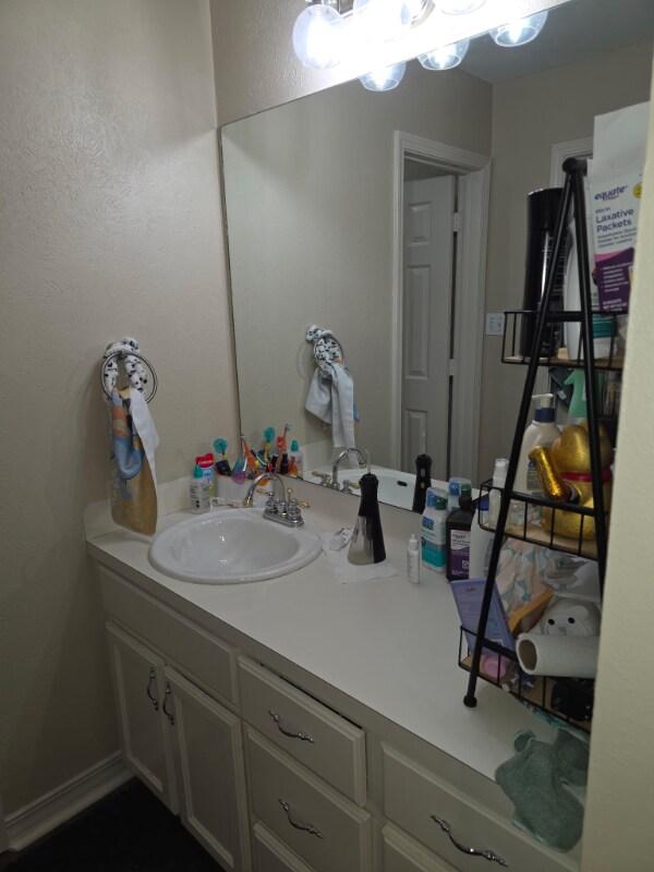 Foto del edificio - 712 Yorktown Ct