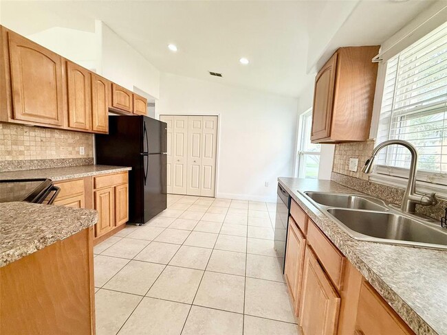 Foto del edificio - 1248 Ivy Meadow Dr
