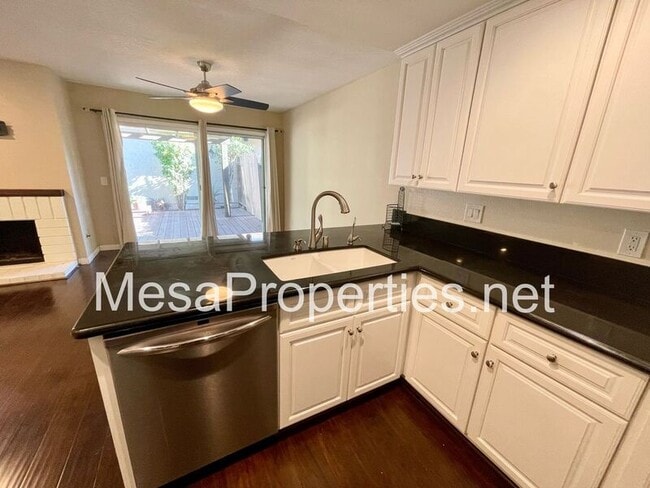 Foto del edificio - 1257 Bonnie Glen Ln