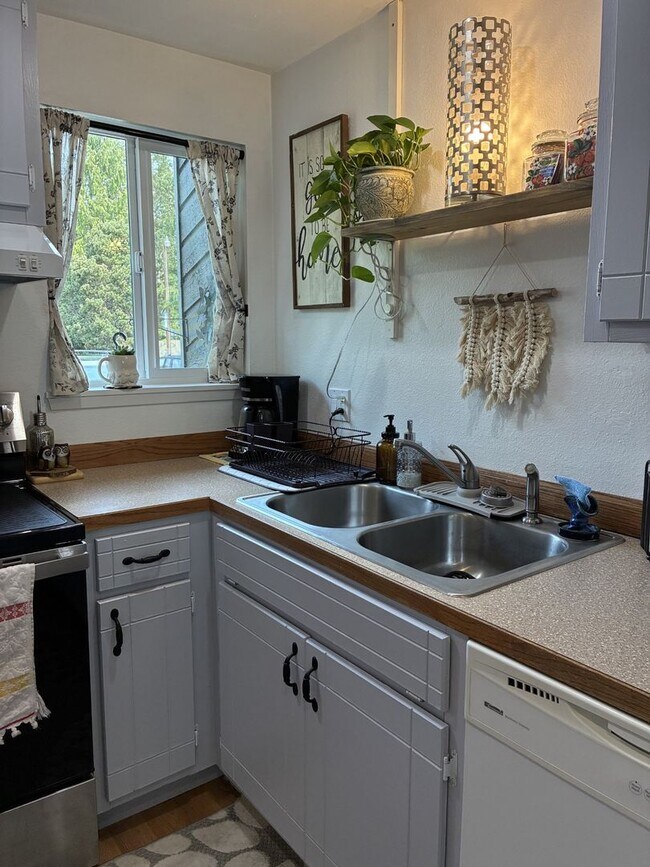 Foto del edificio - 7650 Birch Bay Dr