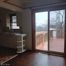 Foto del edificio - 4654 E 90th St